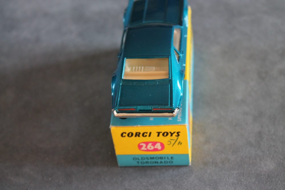 oldsmobile toranado metallic blue corgi toys 264 back