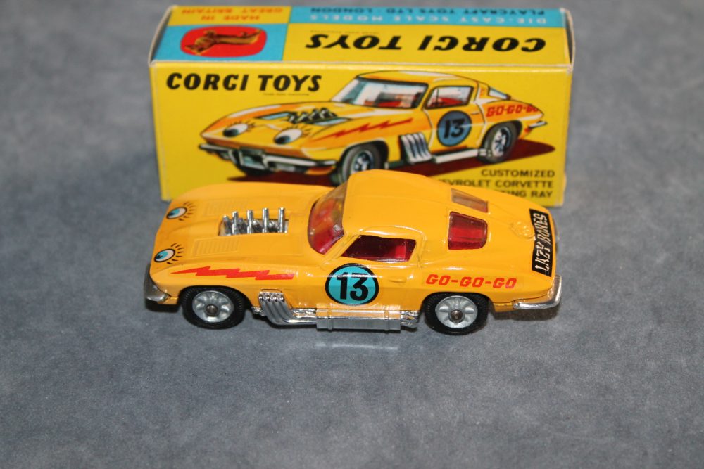 Customized chevro0let corvette sting ray corgi toys 337