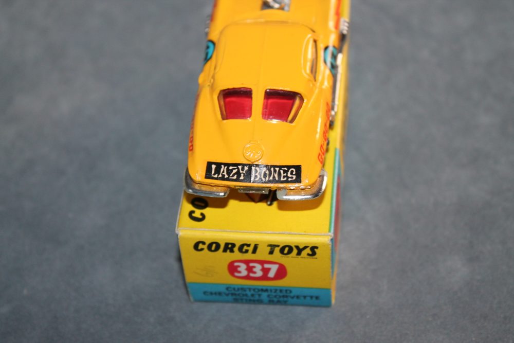 Customized chevro0let corvette sting ray corgi toys 337 back