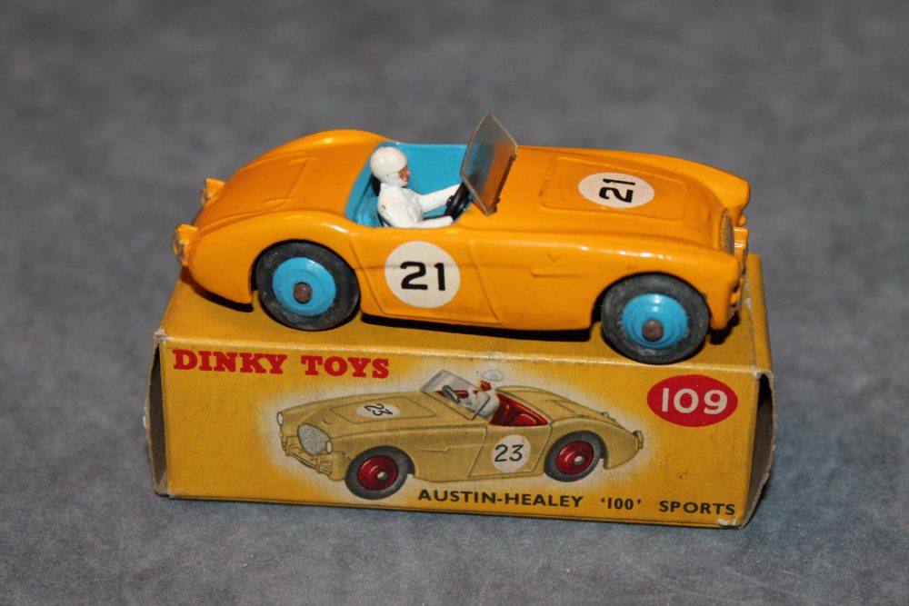austin healey competition orange dinky toys 109 side