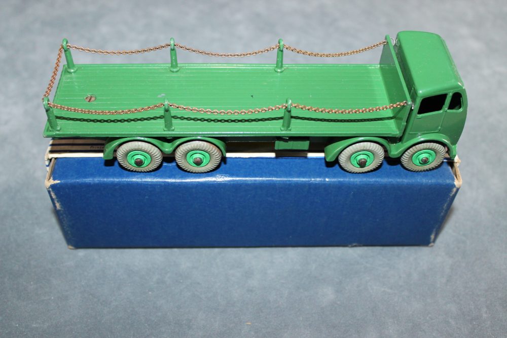 foden 2nd cab chain lorry green dinky toys 905 side