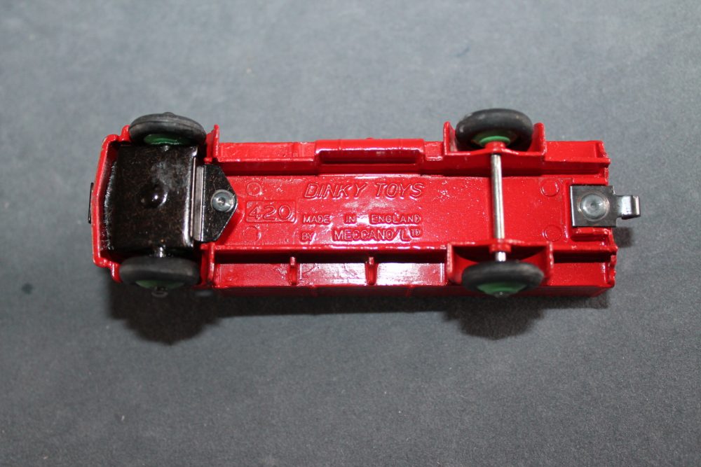 forward control lorry red dinky toys 420 base