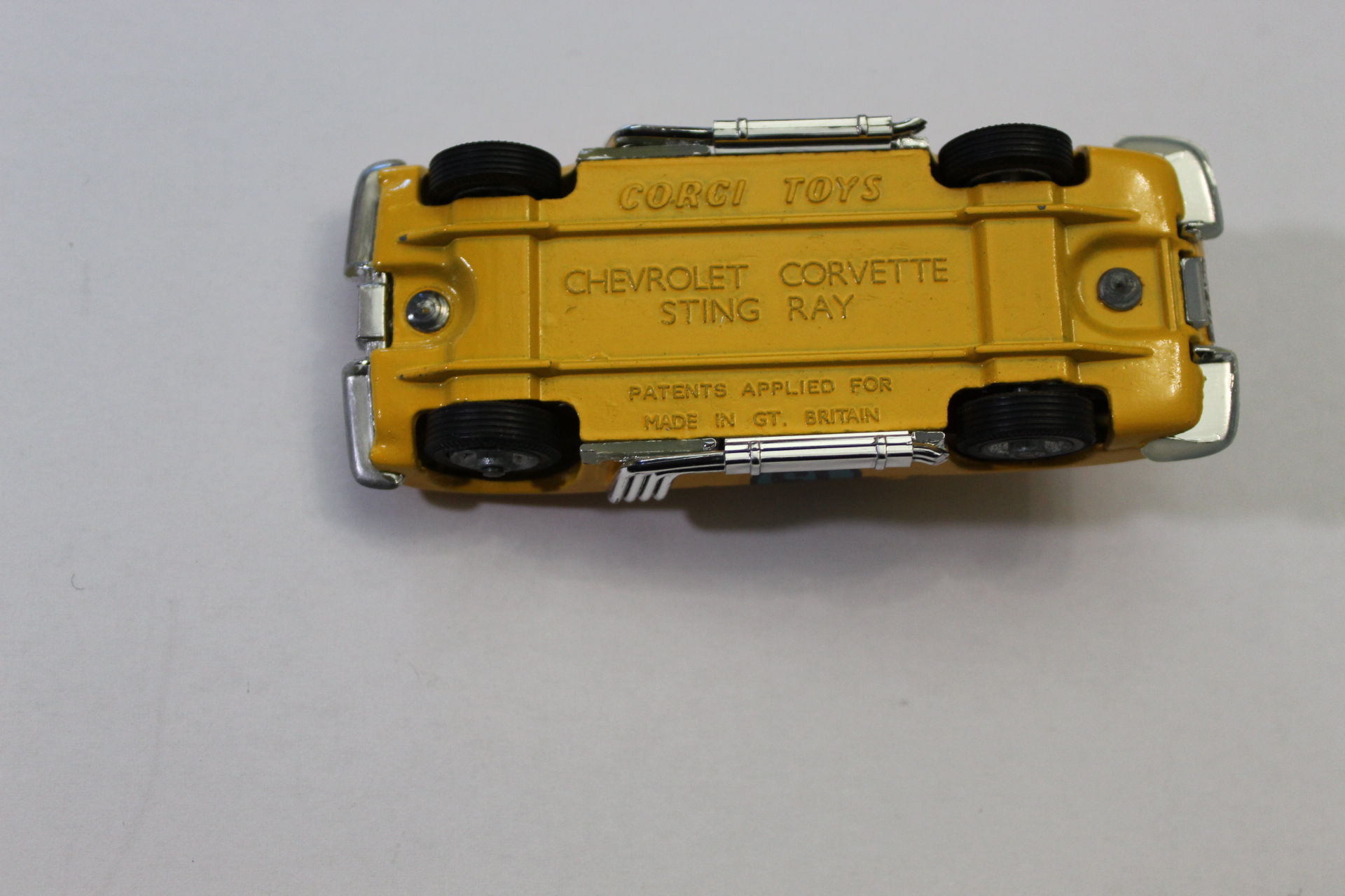 Corgi 337 Customised Chevrolet Corvette Sting Ray