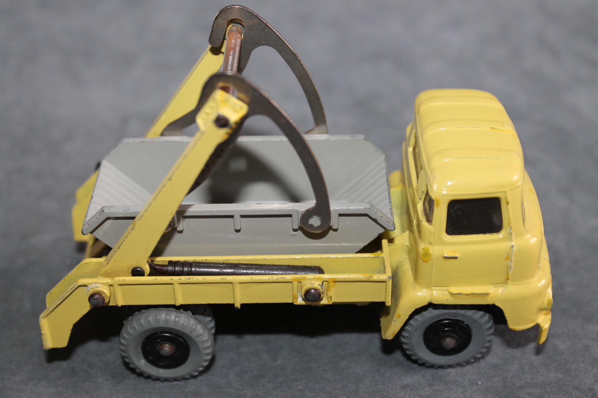 Dinky Toys N°788 – Benne Marrel (Benne) – échelle 1/43 – Vintage
