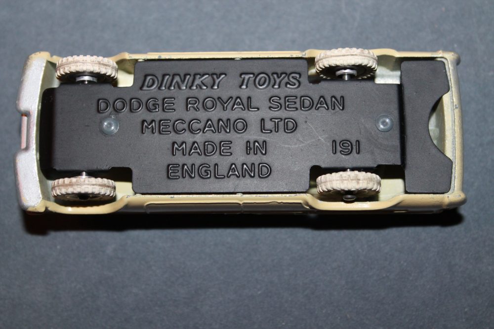 dodge royal cream dinky toys 191 base