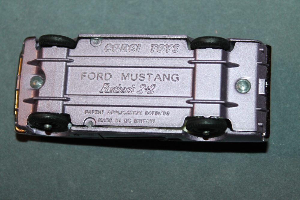 ford mustang lilac corgi toys 320 base