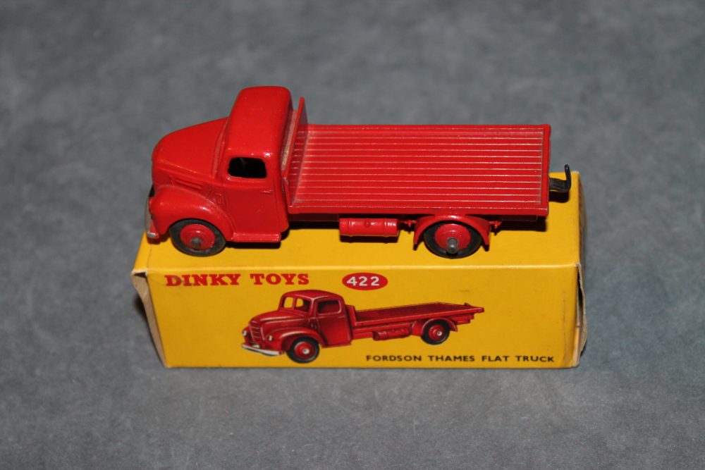 fordson thames flattruck red dinky toys 422