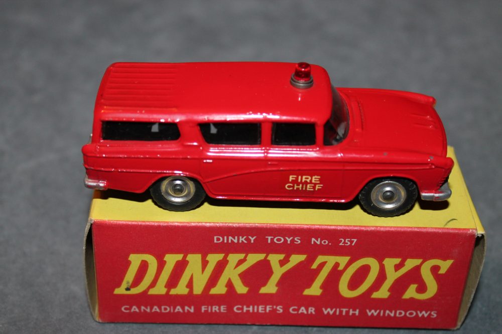 canadian fire chief car dinky toys 257 side