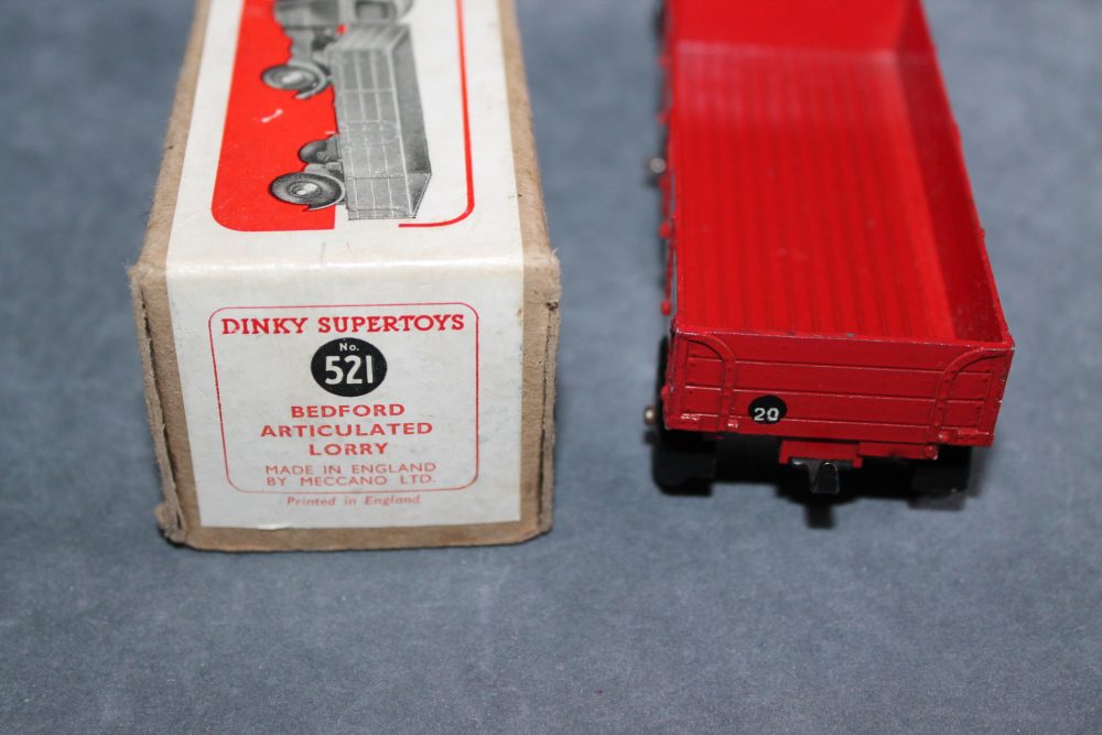 bedford articulated lorry red dinky toys 521 back