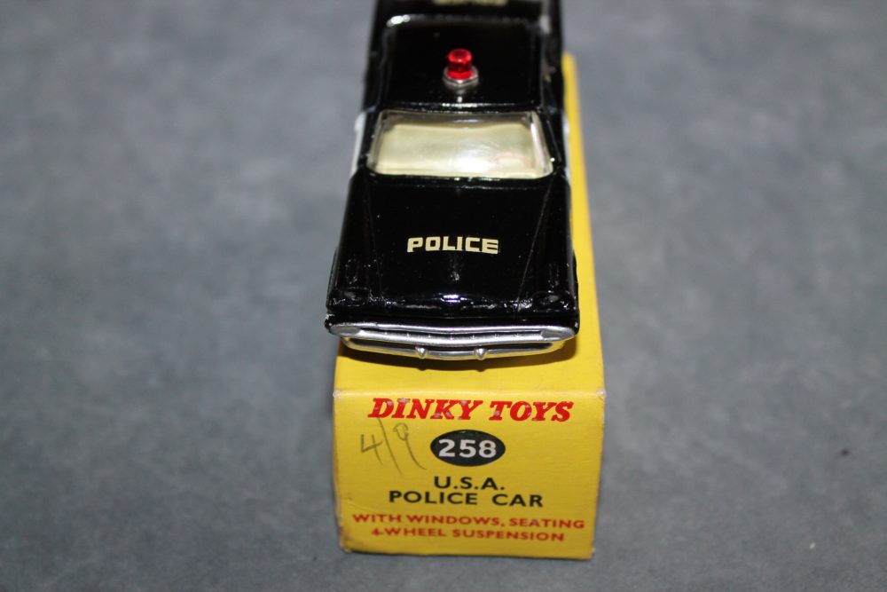 police car usa de soto fireflite dinky toys 258 front
