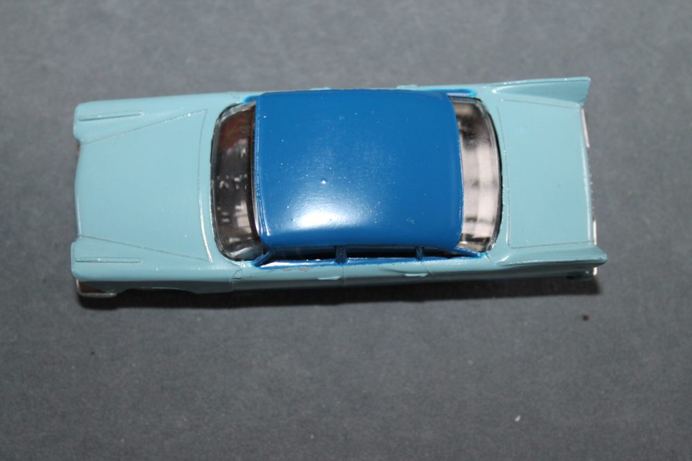 plymouth plaza blue dinky toys 178 top