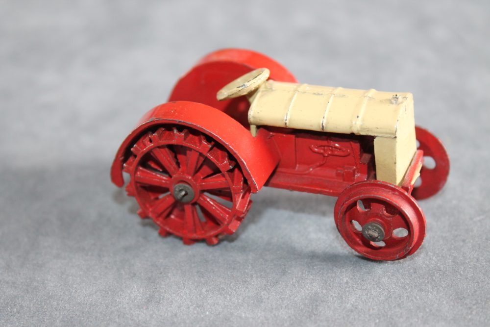 Farm Tractor Pre War Dinky Toys 30E side