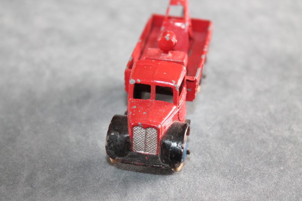 breakdown lorry pre war rare red dinky toys 30e front
