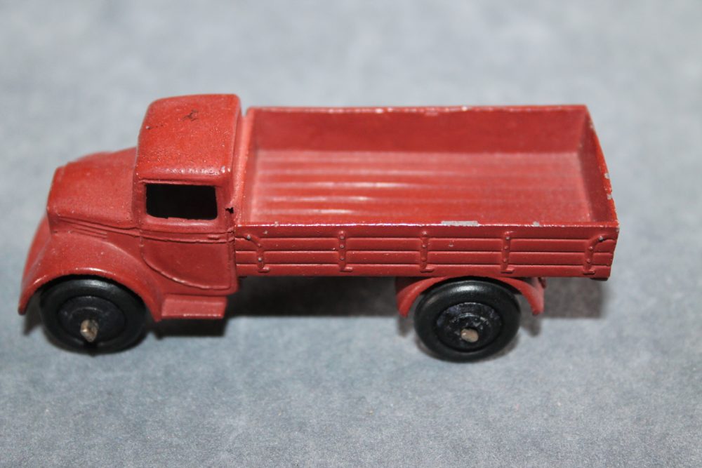 motor truck mid brown and black wheels dinky toys 022c