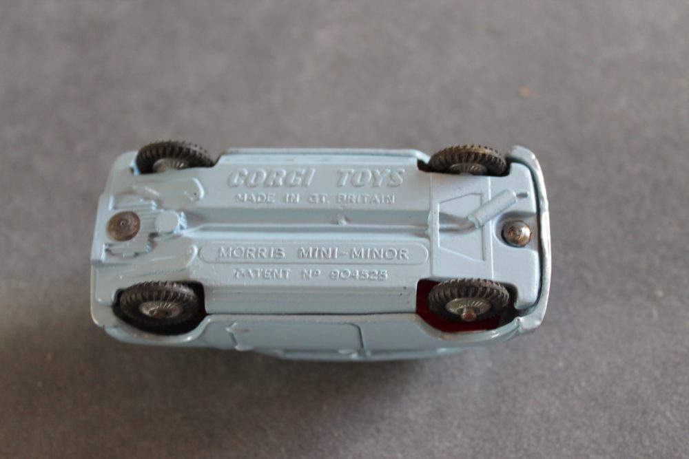 morris mini minor lilac blue cast wheels corgi toys 226 base