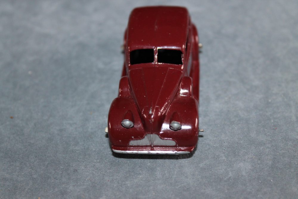 buick burgundy dinky toys 39d front