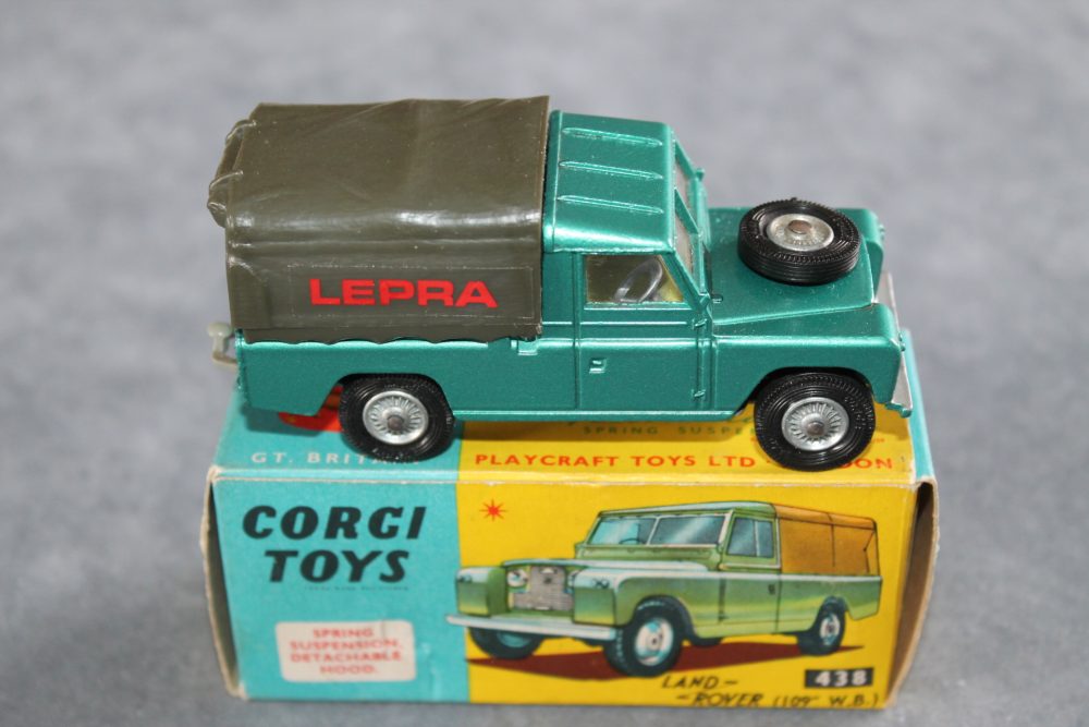 land rover lepra corgi toys 438 side
