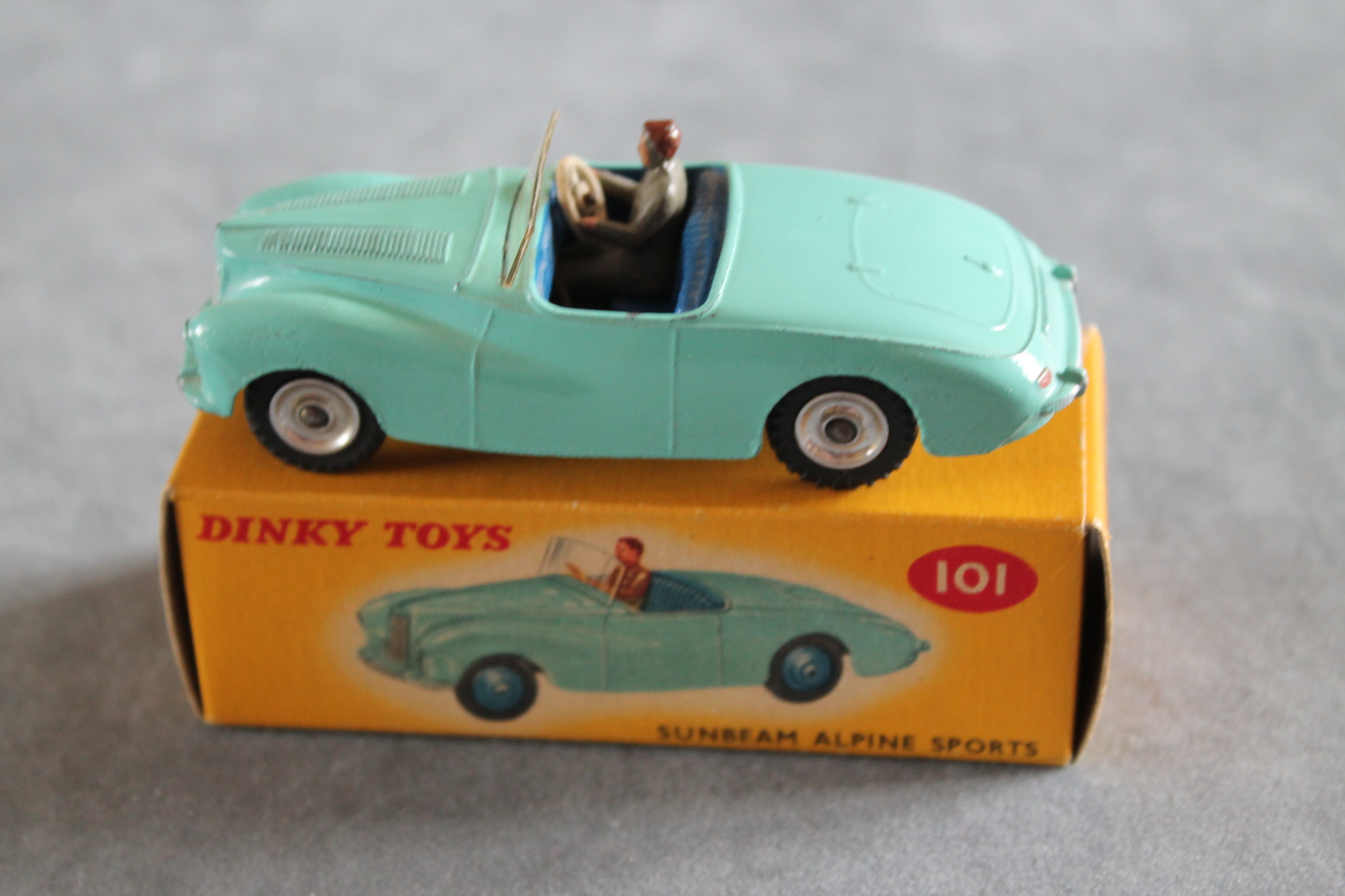 Sunbeam Alpine Cabrio " Dinky Toys Nr. 107 " 1:43 (Neu (gemäss