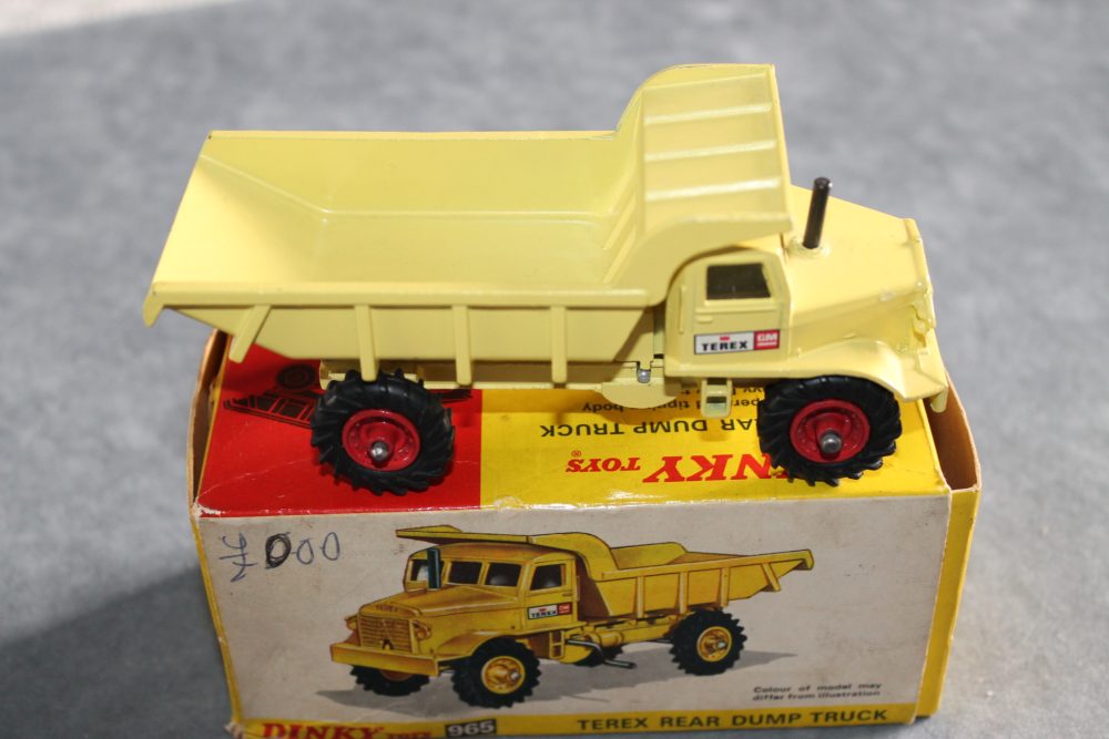 terex rear dump truck dinky toys 965 side
