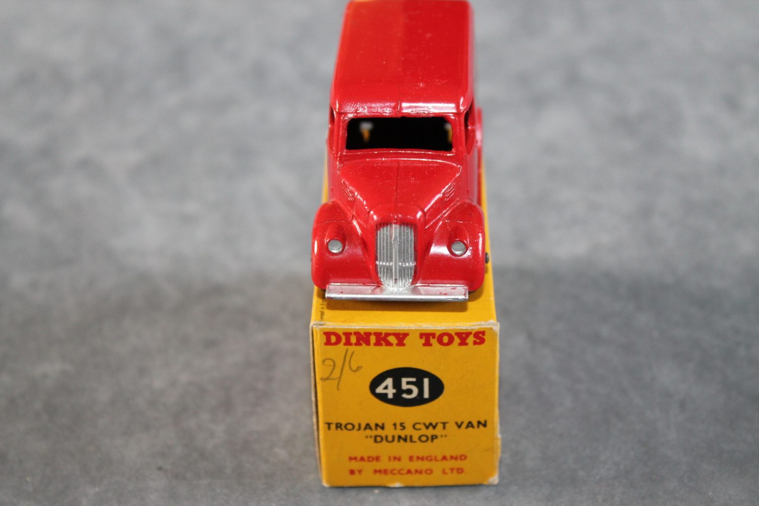 DINKY TOYS 451 JOHNSTON ROAD SWEEPER