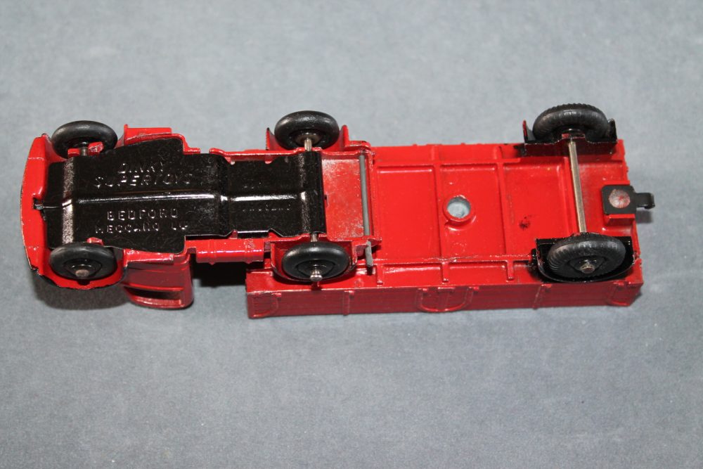 bedford articulated lorry brick red dinky toys 521 base
