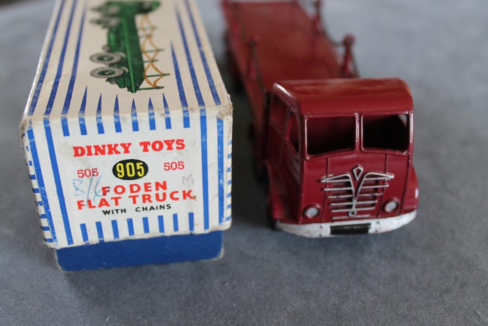 foden 2nd cab chain lorry dinky toys 905 front