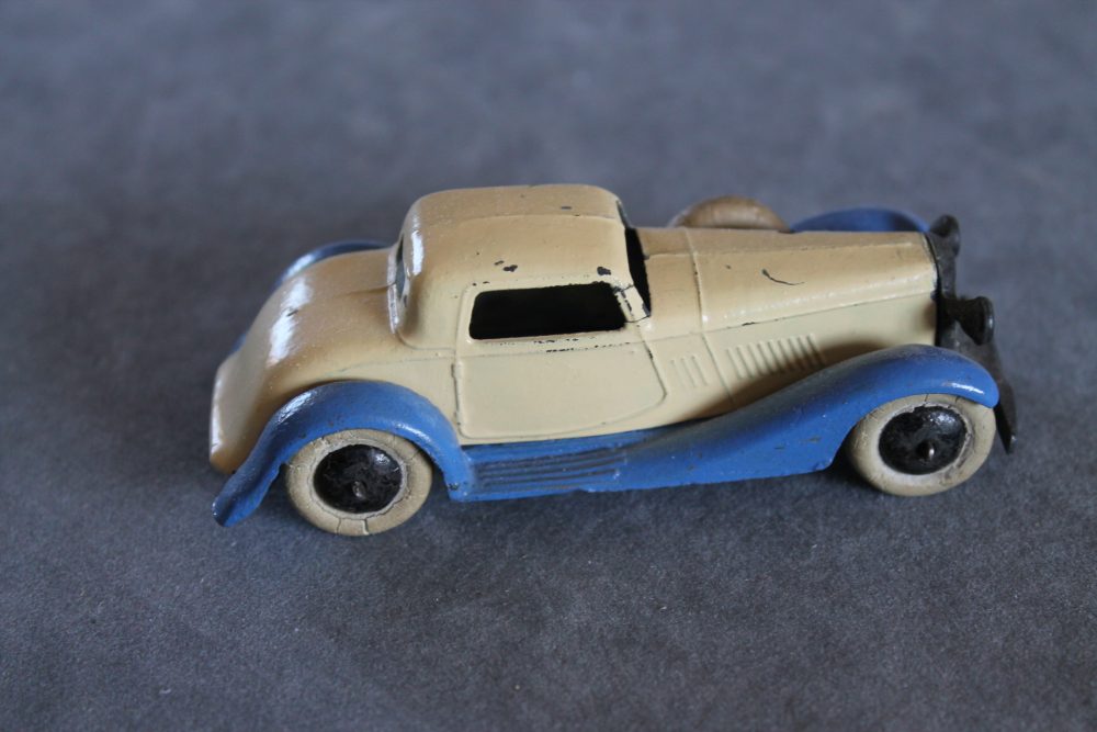sportsman coupe pre war dinky toys 24f side
