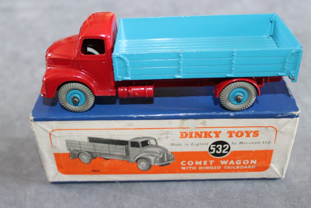 comet wagon tailboard dinky toys 532