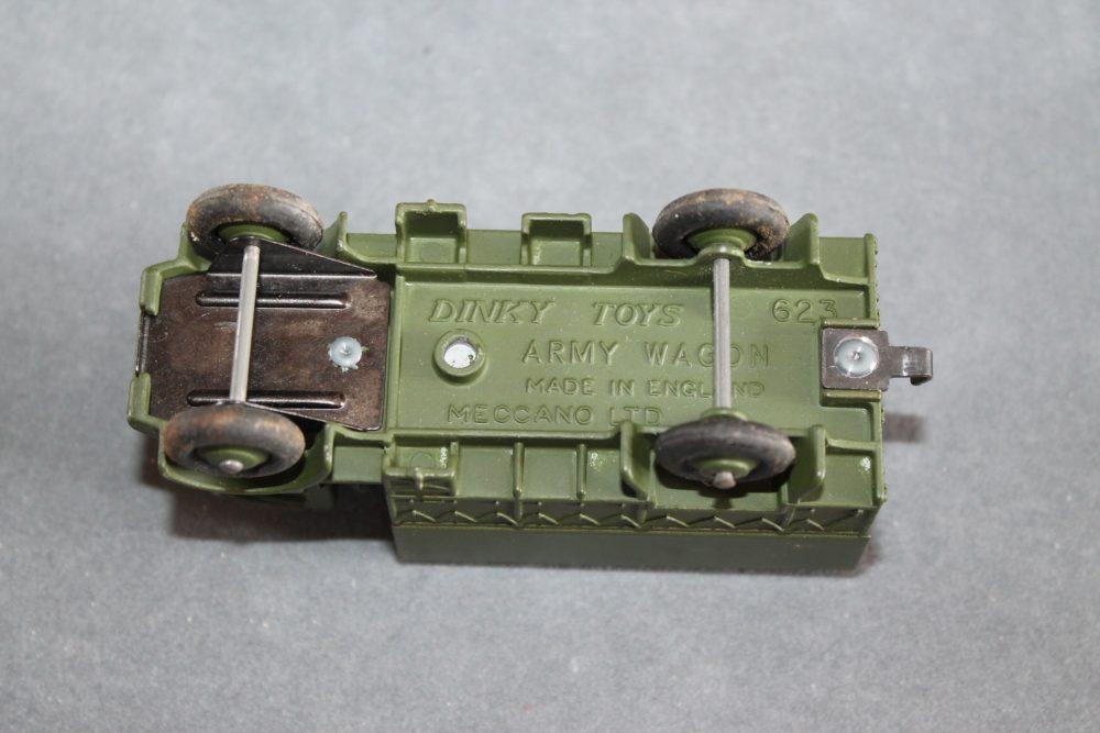 army covered wagon dinky toys 623 base