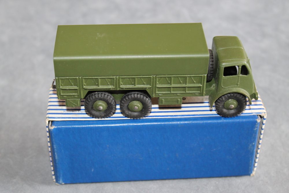 10 ton army wagon dinky toys 622 side