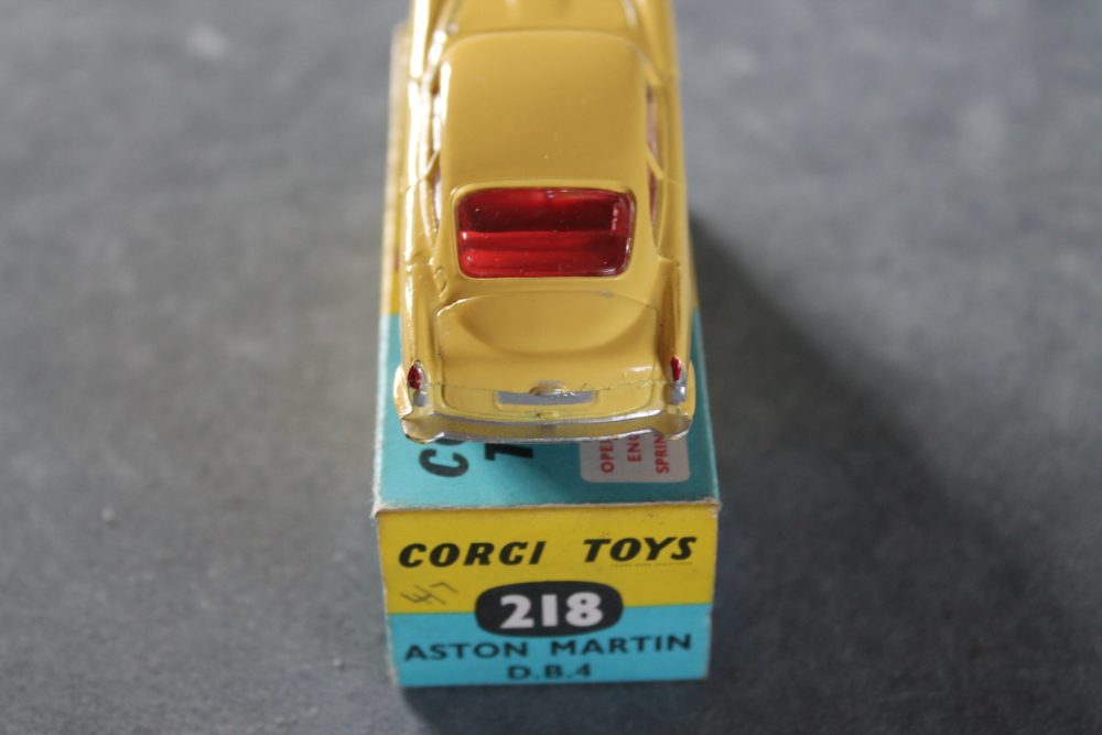 aston martin db4 yellow corgi toys 218 back