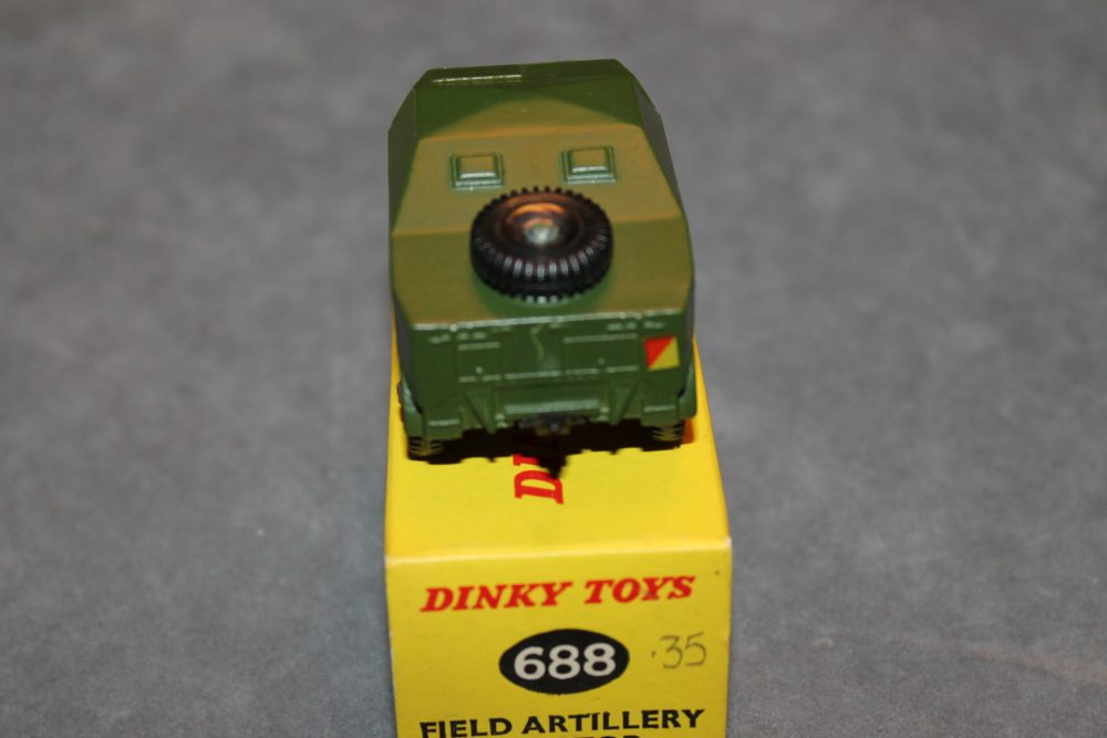 field artillery tractor dinky toys 688 back