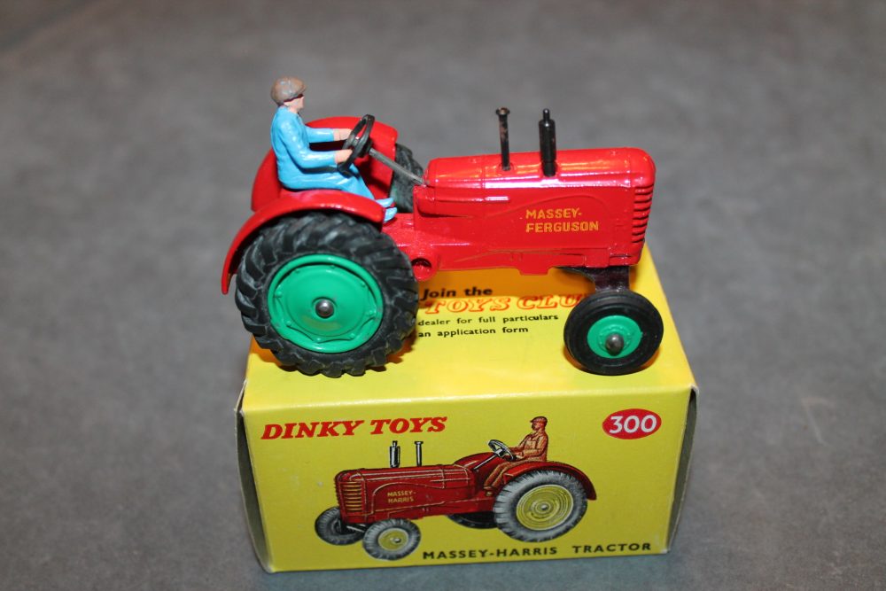 massey ferguson tractor rare us export dinky toys 300 side