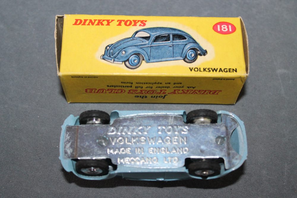 volkswagen beetle pale blue spun hubs dinky toys 181 base
