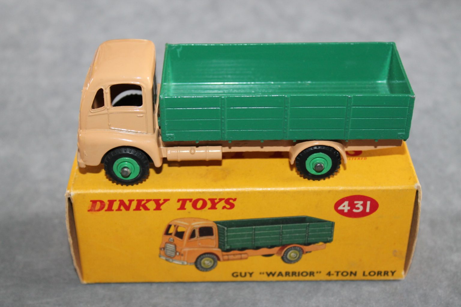 Dinky Toys 431 Guy Warrior 4-Ton Lorry - Diecast