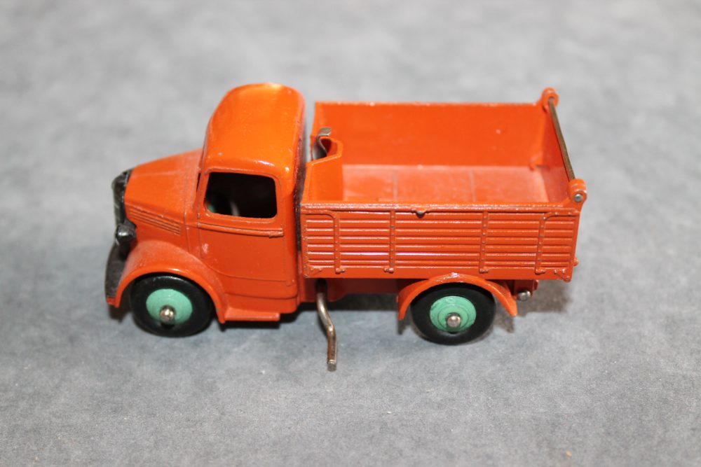 bedford end tipper dinky toys 25m