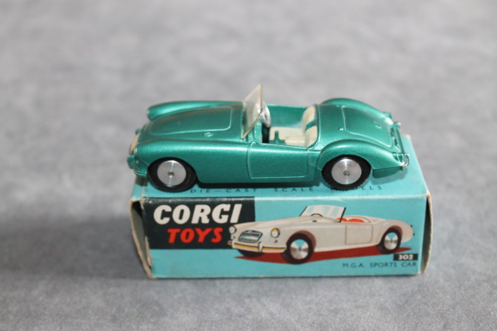 mga sports car corgi toys 302