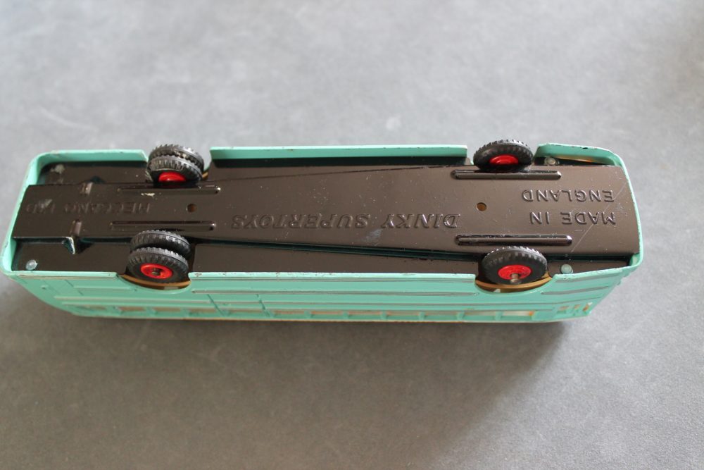 continental touring coach scarce dinky toys 953 base