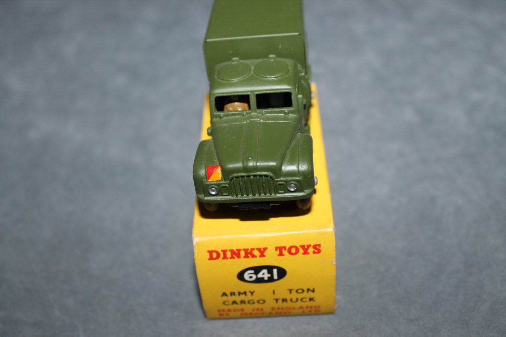 1 ton army truck dinky toys 641 front