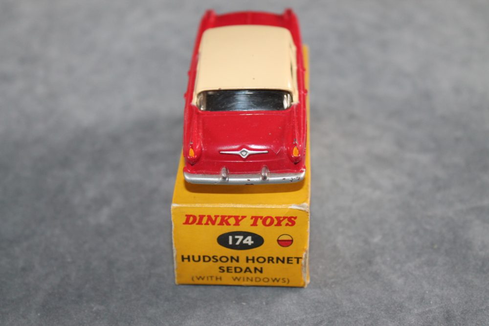 hudson hornet red and cream dinky toys 174 back
