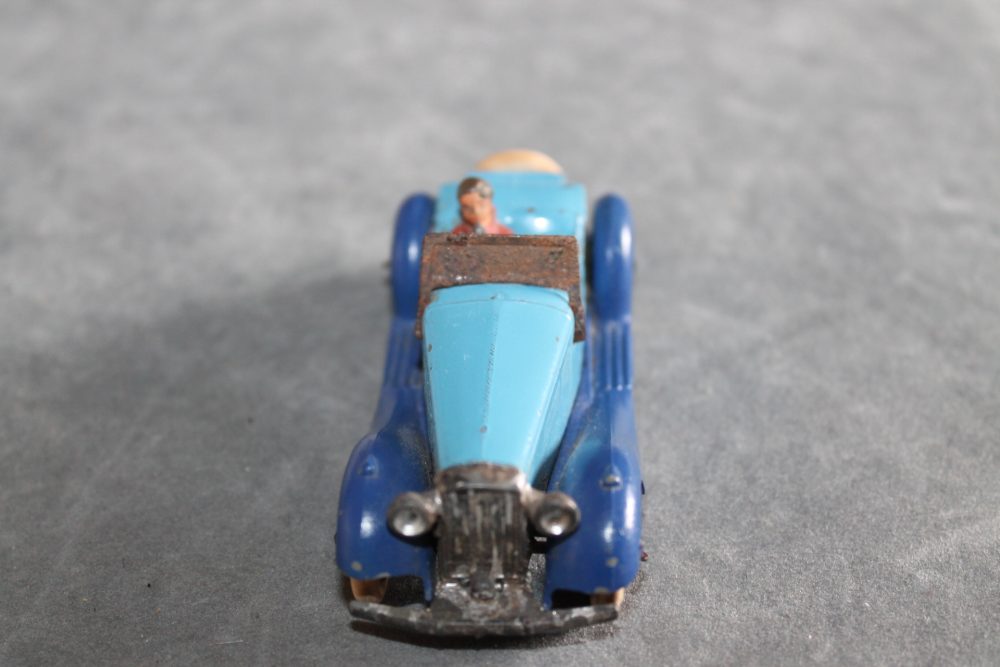 pre war british salmson 2 seater sports car with driver dinky toys 36e front
