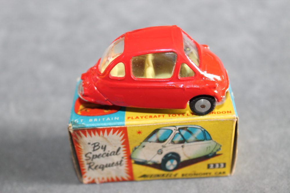 heinkel bubble car red silver hubs corgi toys 233 side