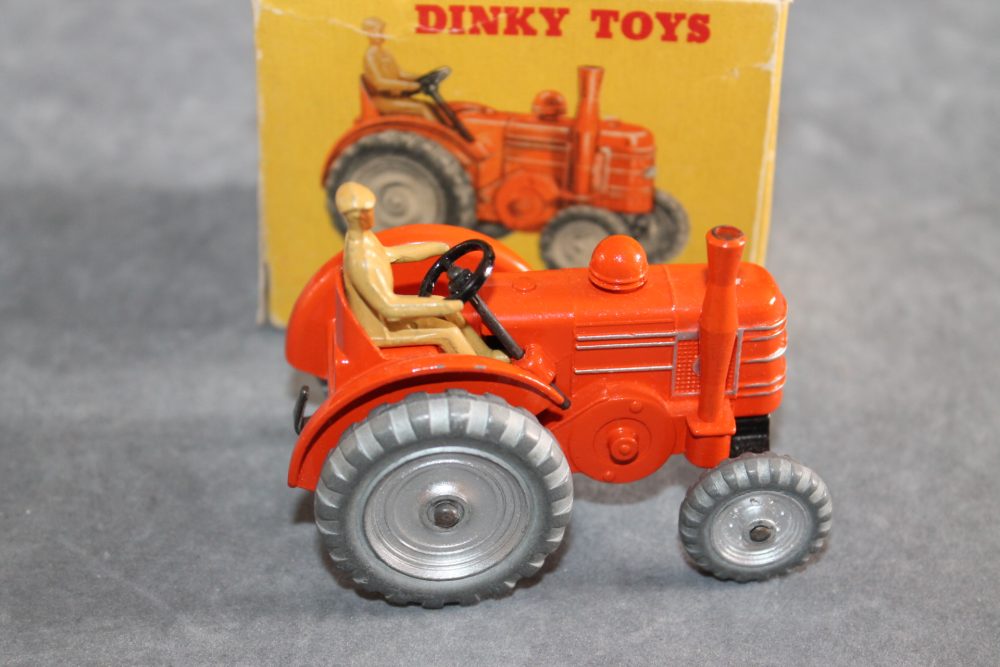 field marshall tractor dinky toys 27n 301 side