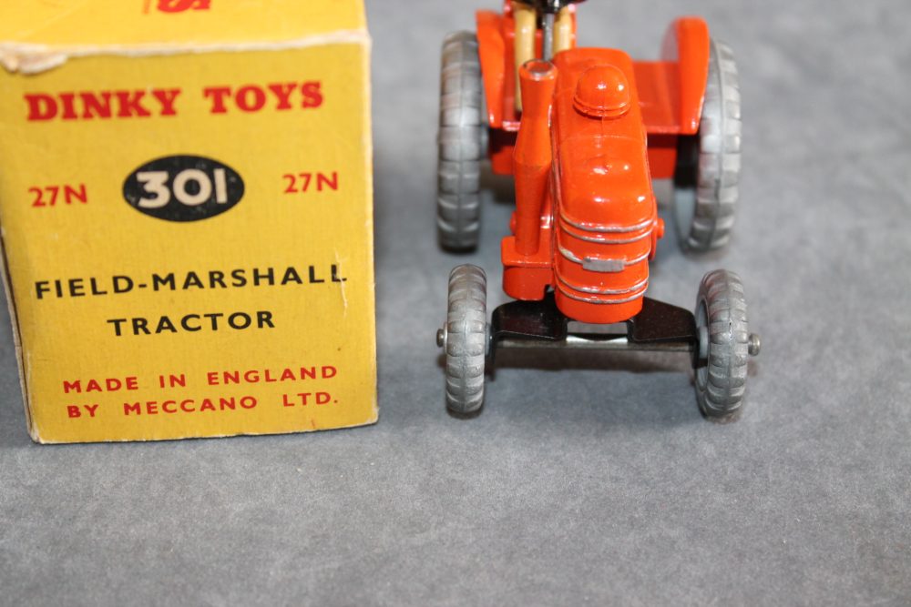 field marshall tractor dinky toys 27n 301 front