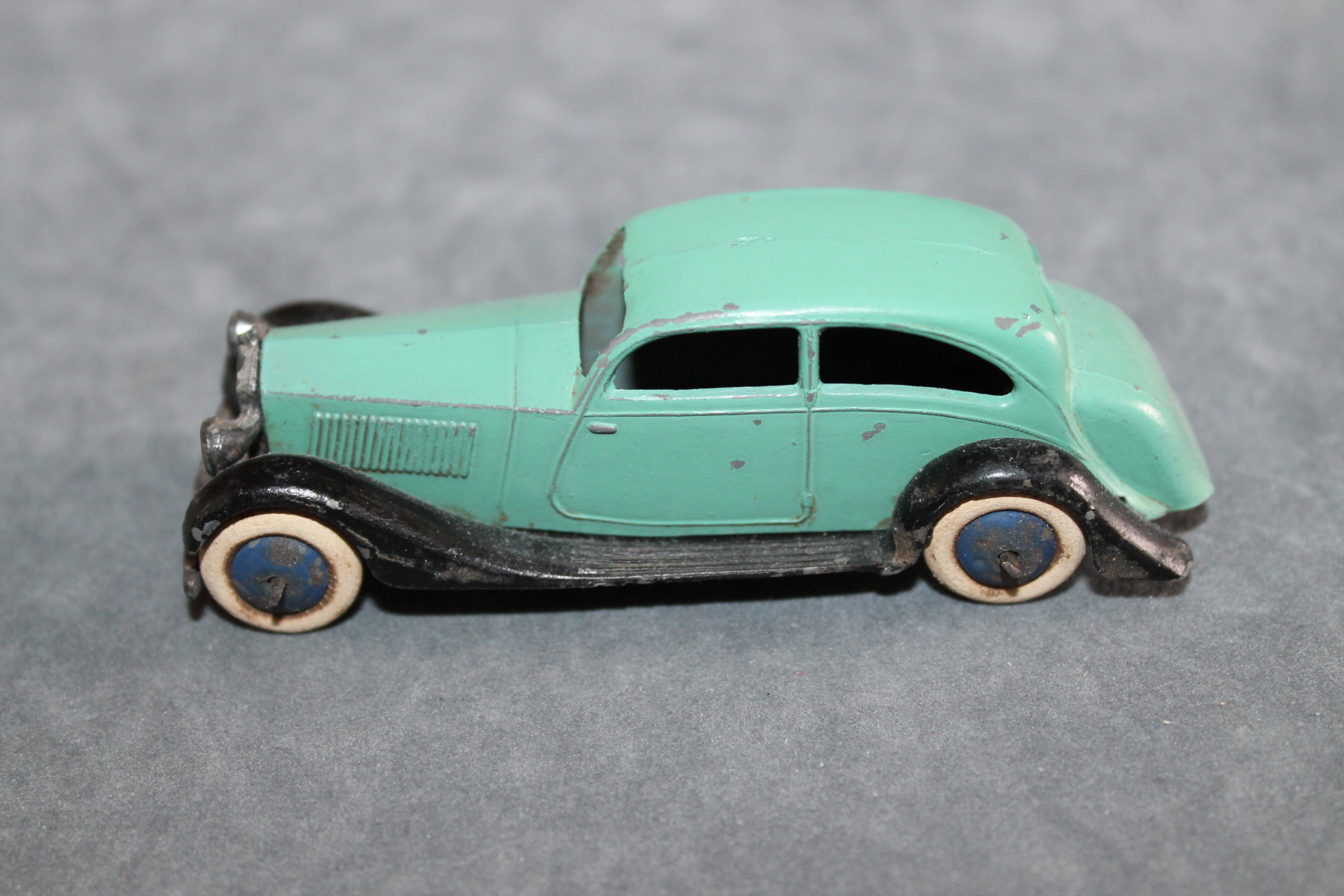 Dinky Toys 030b Rolls Royce Pre-War - Diecast