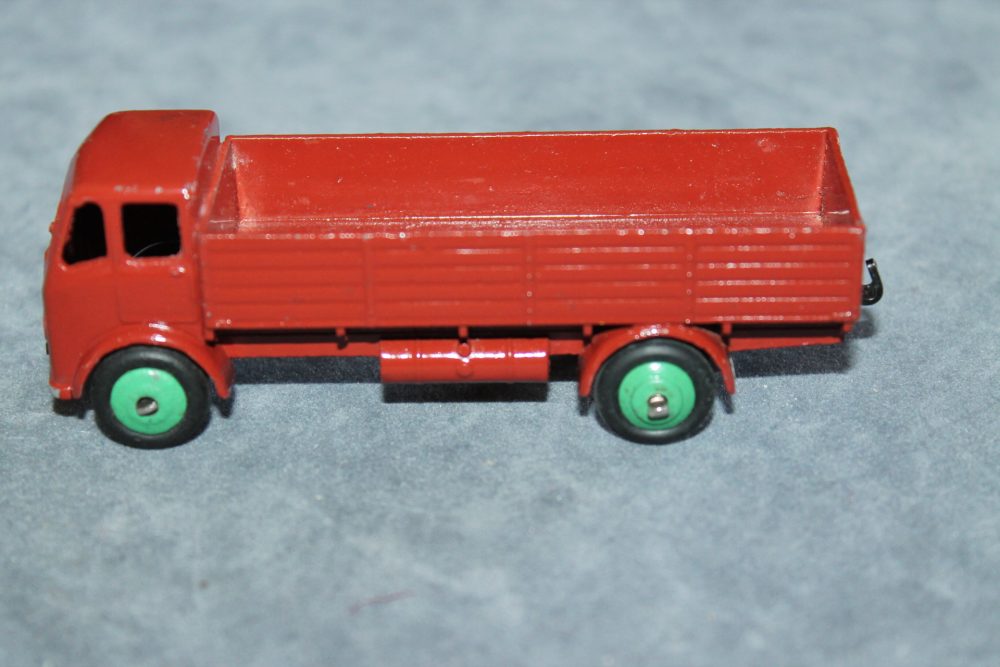 forward control lorry brown dinky toys 025r