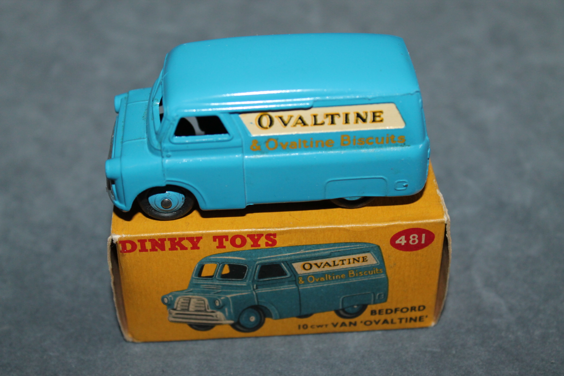 Dinky Toys Atlas Bedford 12 OVALTINE Modellauto Im Maßstab 1:43 Von Norev – Sammlerstück Für Liebhaber