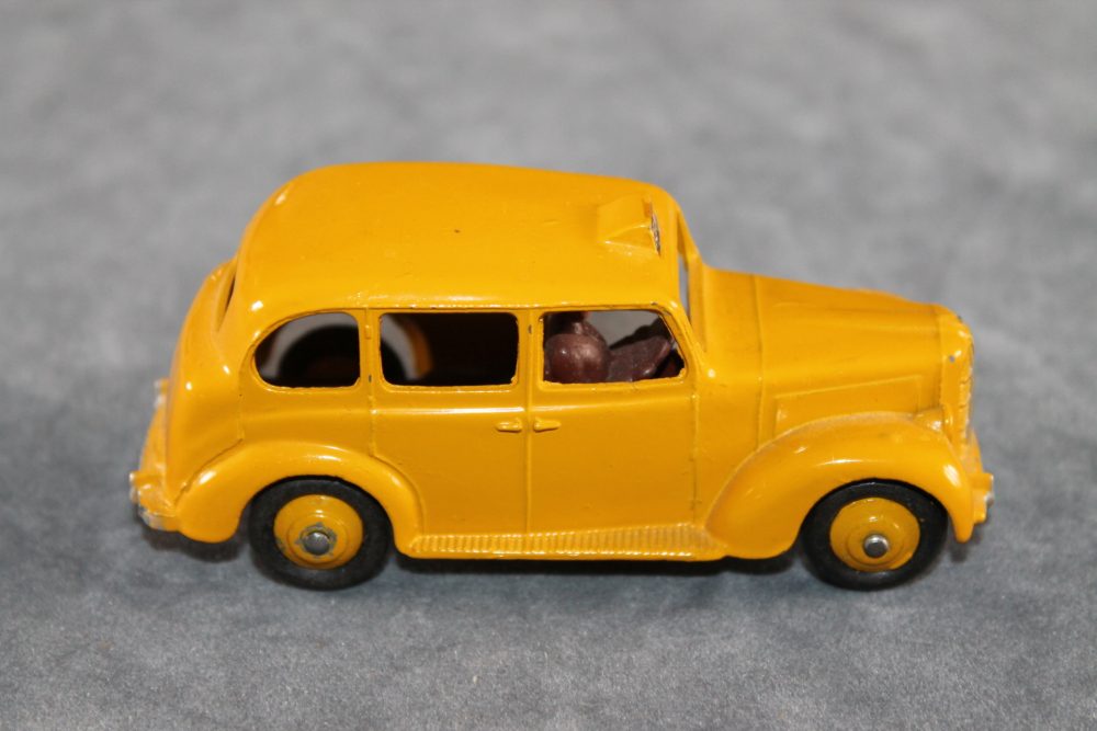 austin taxi yellow dinky toys 40h 254 side