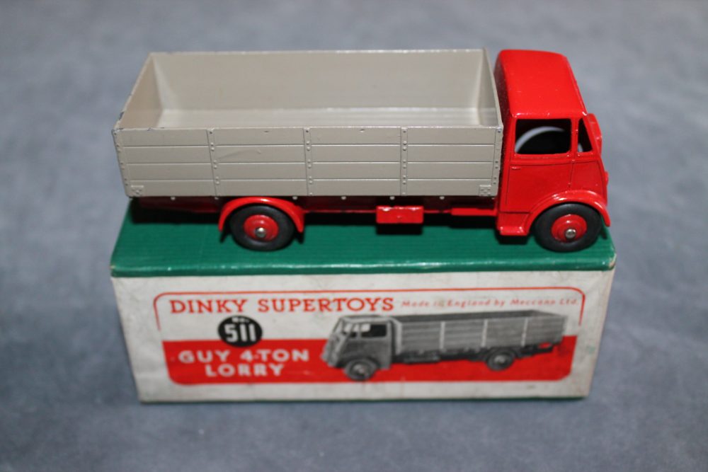 guy wagon dinky toys 511 side