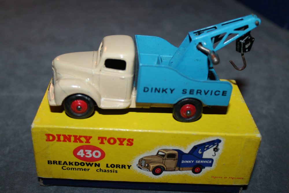 commer breakdown truck dinky toys 430